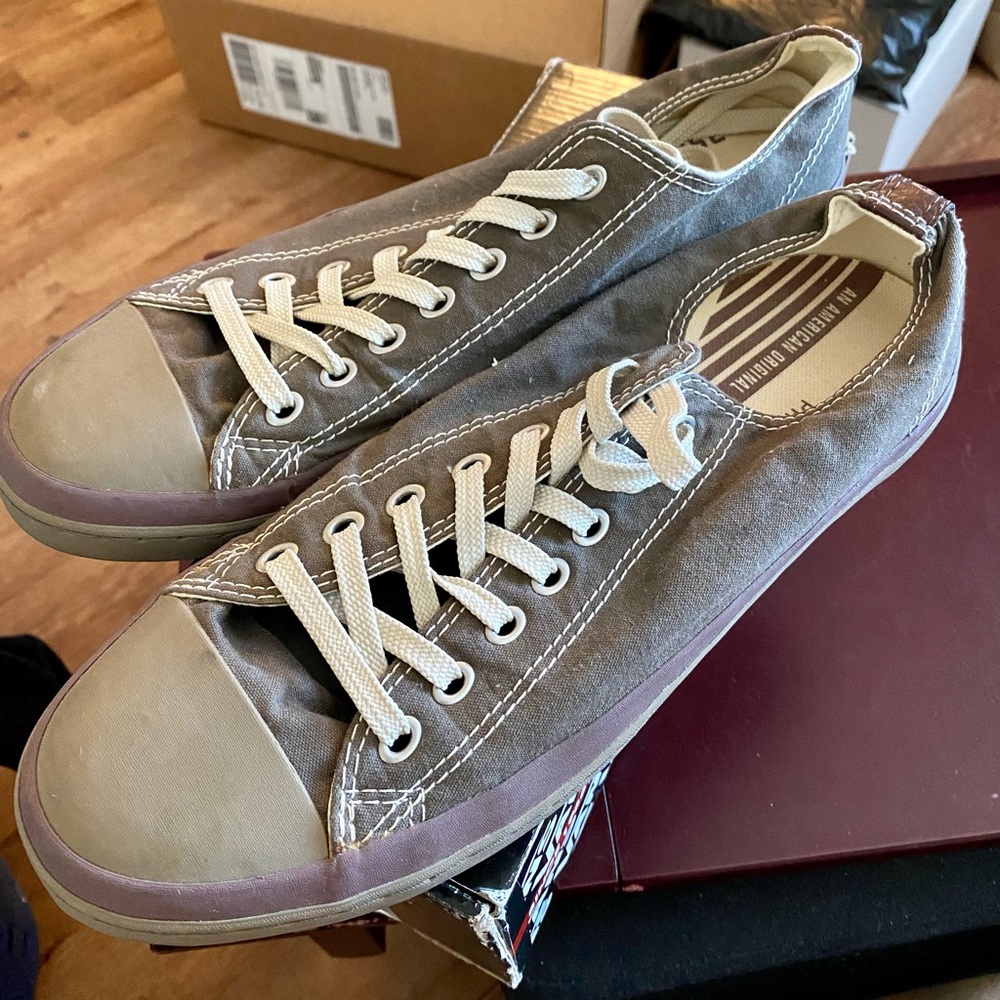 Converse Chuck Taylor Premiere All Star Size 10